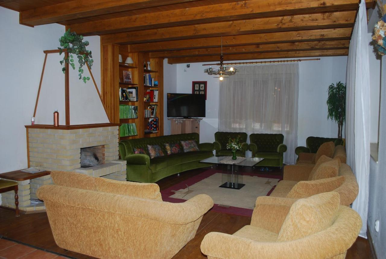 Casa Napsugar Panzio Bed & Breakfast Apostag Dış mekan fotoğraf
