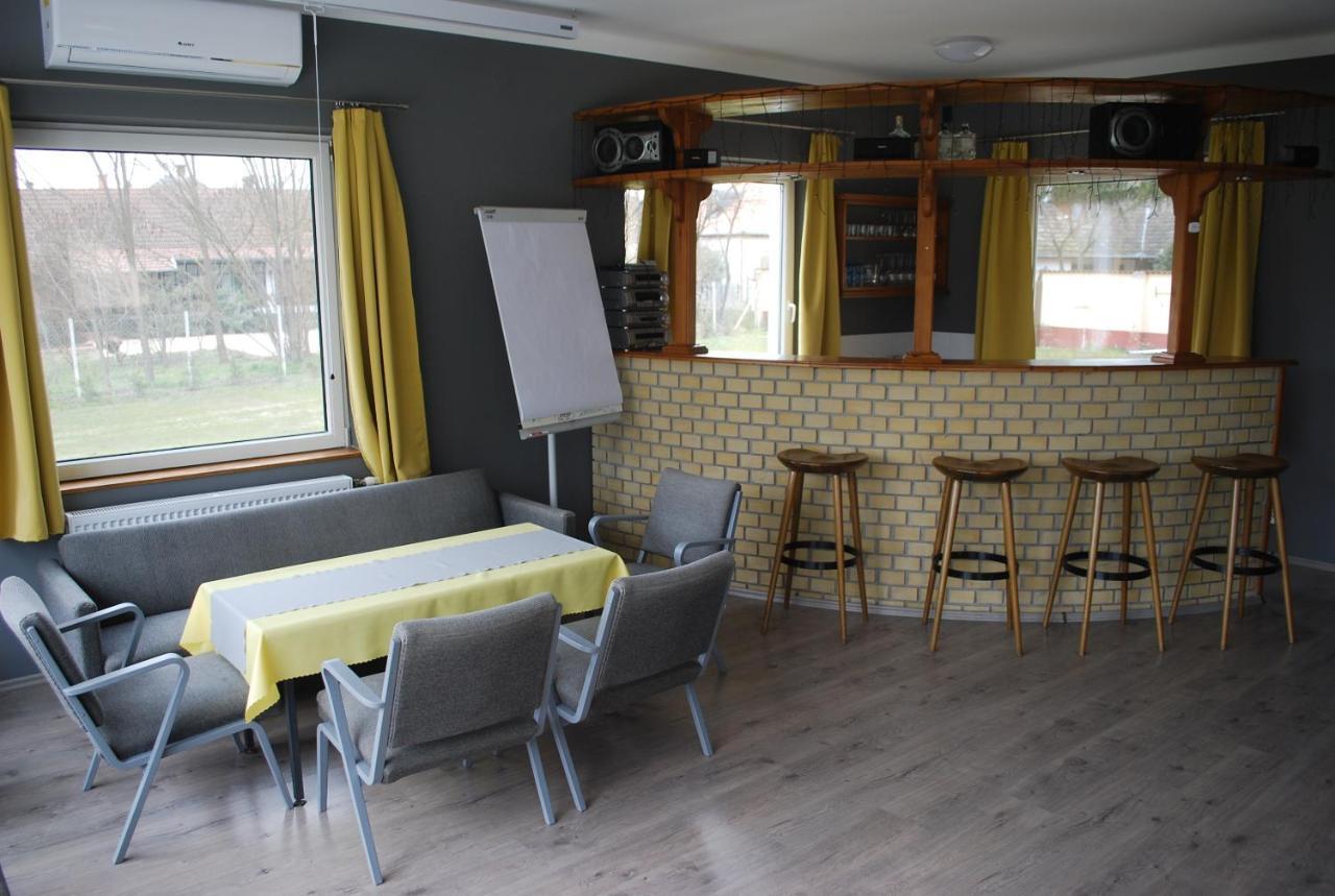 Casa Napsugar Panzio Bed & Breakfast Apostag Dış mekan fotoğraf