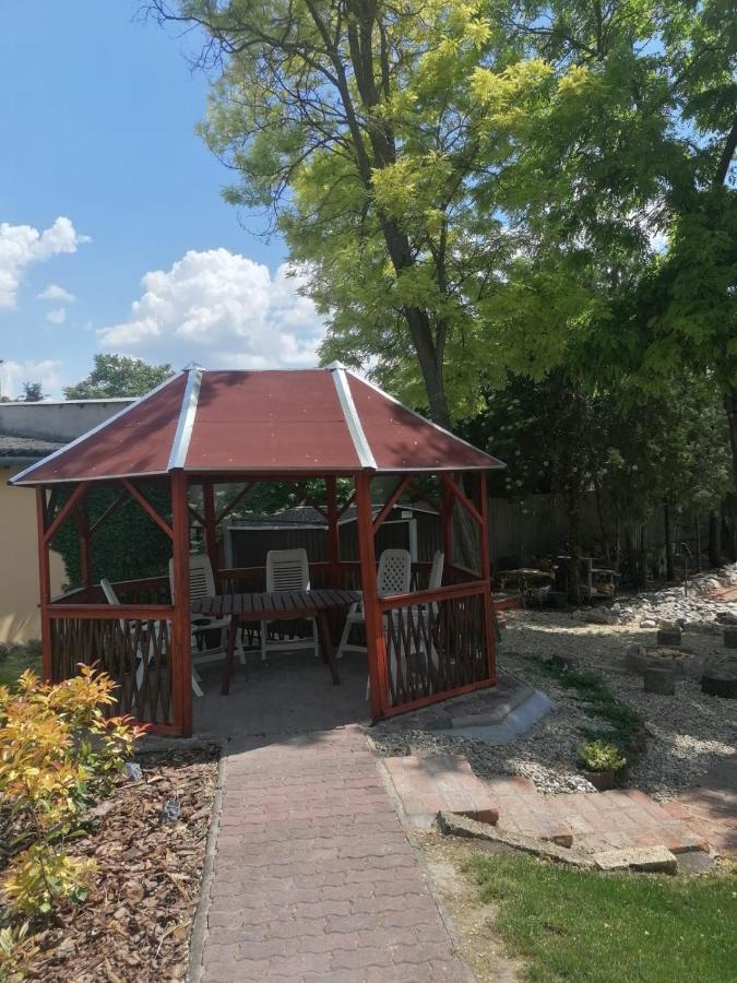 Casa Napsugar Panzio Bed & Breakfast Apostag Dış mekan fotoğraf